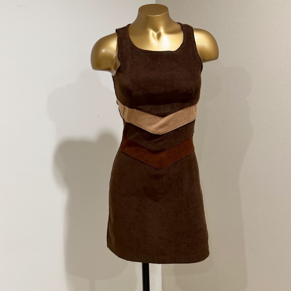 Lucent Vintage Y2K Brown Chevron-design Sleeveless Faux Suede Mini Dress Size S